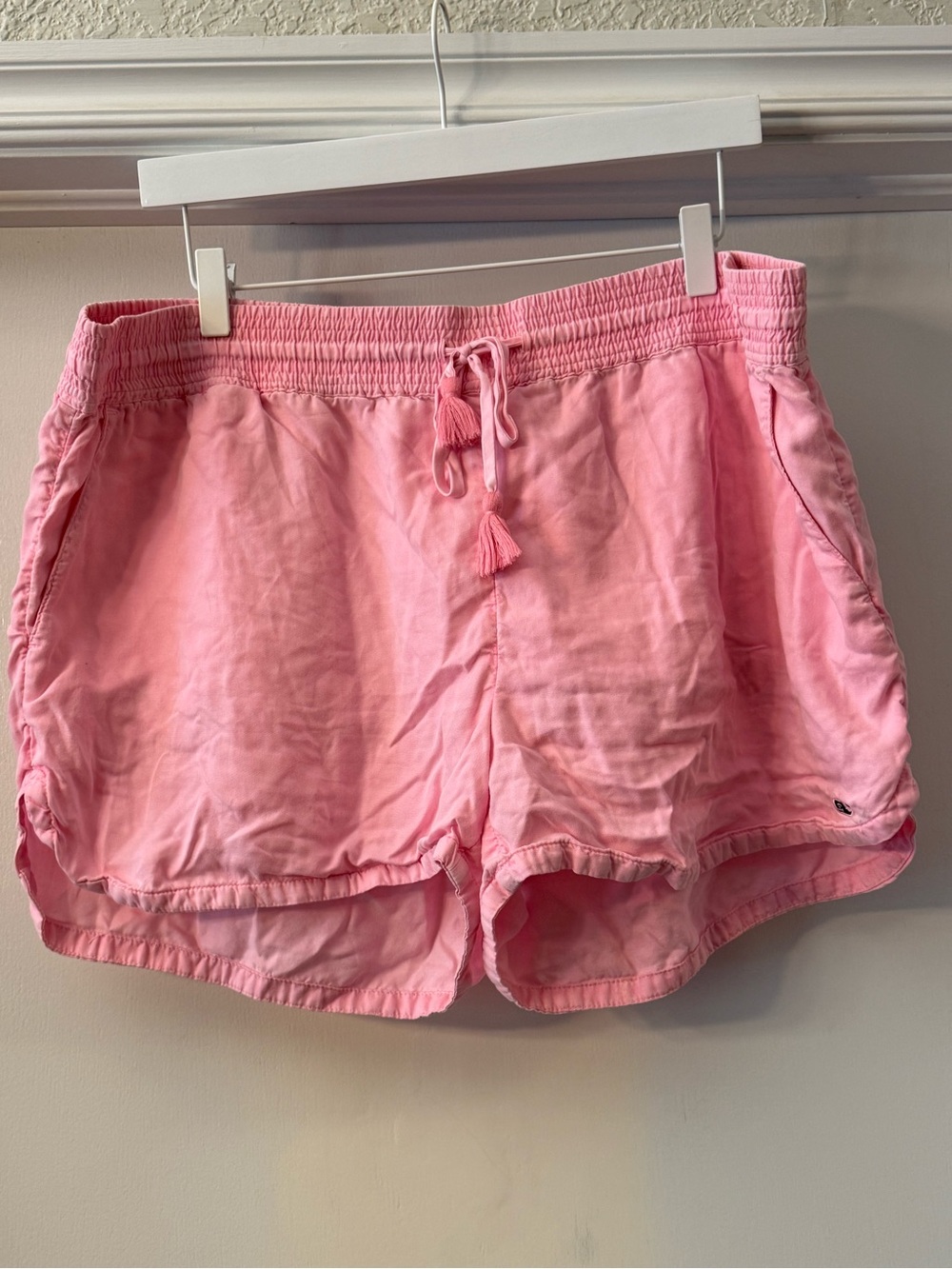 Vineyard Vines Pink Drawstring Lounge Athletic Shorts